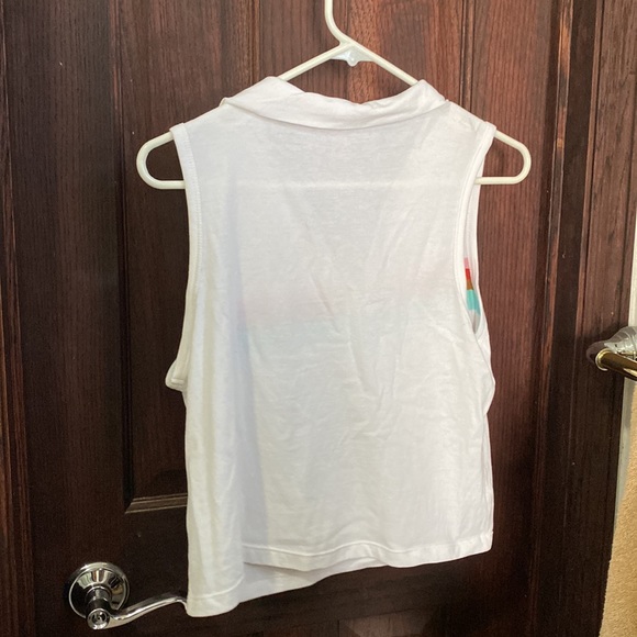 White Unionbay tank top with colored stripes size M. - Picture 4 of 5